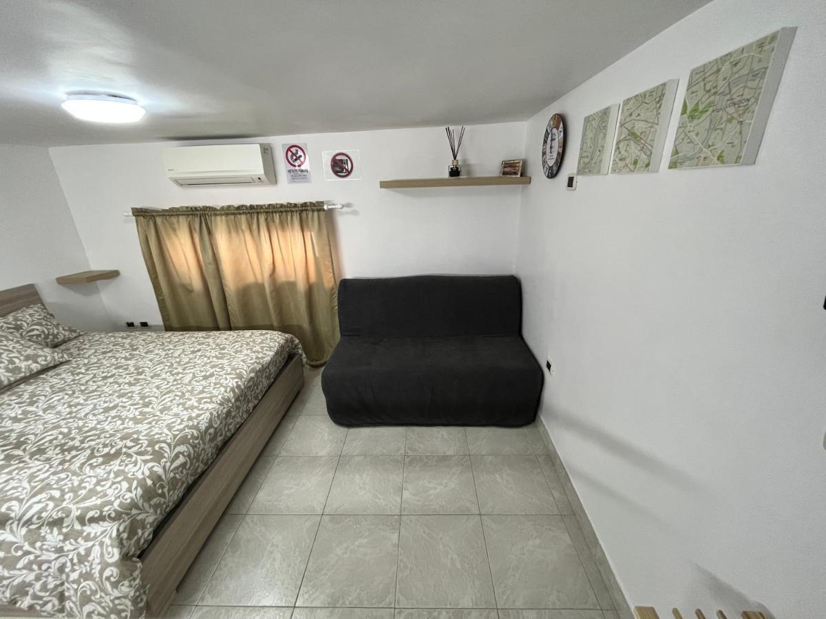 Regy Bed & Breakfast Naples Exterior photo